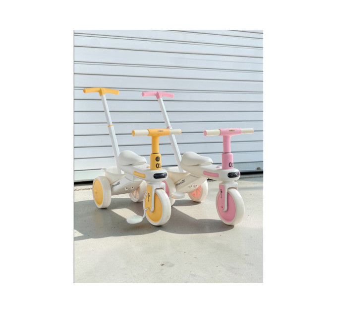 Детский трехколесный велосипед-беговел Tricycle 01, велосипед-трансформер с родительской ручкой, музыкальным сопровождением и подсветкой, для детей от 1,5 года, до 40 кг (желтый, розовый)