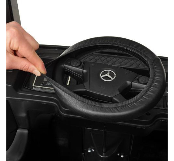 Дитячий Вантажівка Mercedes M 4208EBLR-2 чорний музика світло MP3 USB