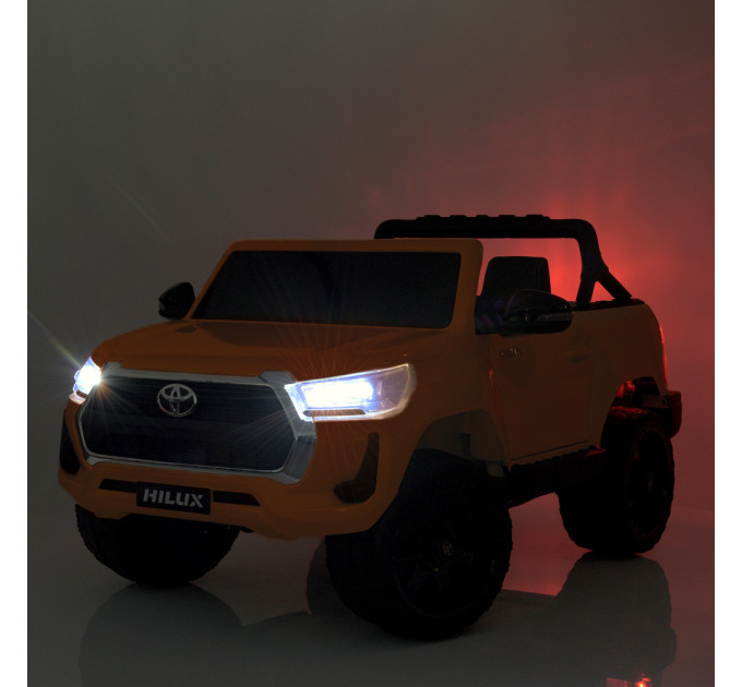 Дитячий електромобіль Джип Toyota Hilux Bambi Racer M 4919EBLRS автофарбування, 3 кольори, 4 мотори 35W