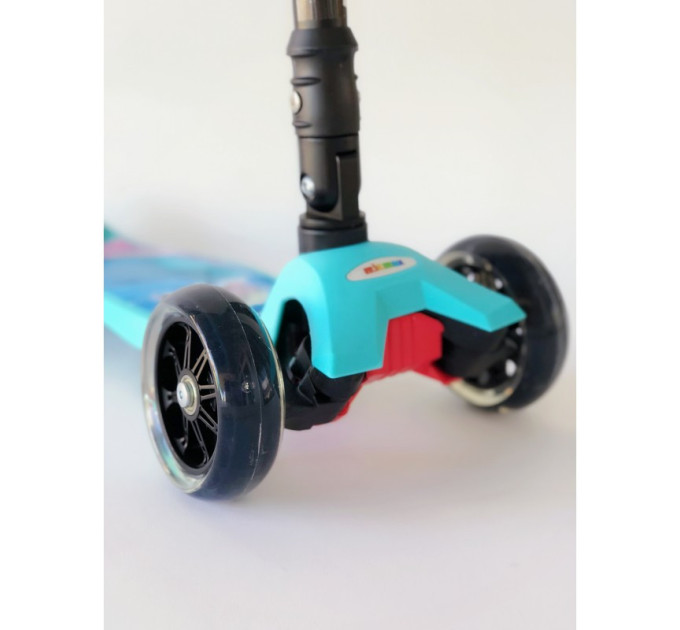 Самокат складной Scooter для девочки с принцессами